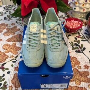 NIB 👟Adidas 👟 SL 72 OG W Mint Ash Green color Sneakers Size 6